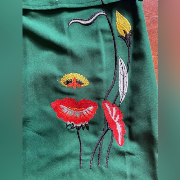 Vintage embroidered dress - Picture 3 of 4